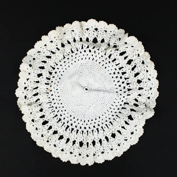 Assorted Crochet Doilies Cream White Fringe Scalloped Table Decor