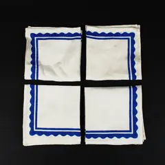 Lot of 4 Blue-Bordered Linen Napkins Scalloped Decorative Border