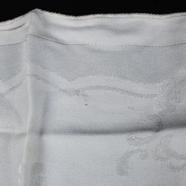 Set of 2 White Damask Linen Dinner Napkins 16 x 16 Inch