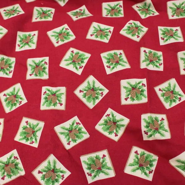 VTG Oakhurst Textiles Signature Classics Pinecone Holly Fabric 4 Yards x 43 in