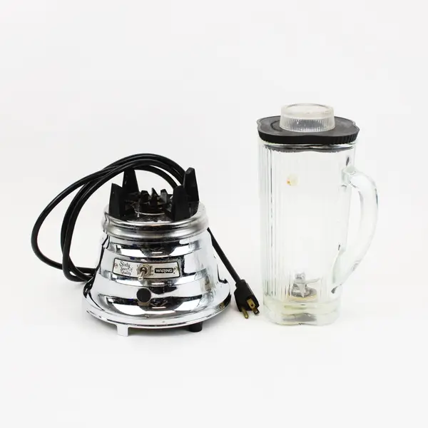 Waring 38BL47 Countertop Blender 40 oz Glass Jar Chrome Base 2-Speed