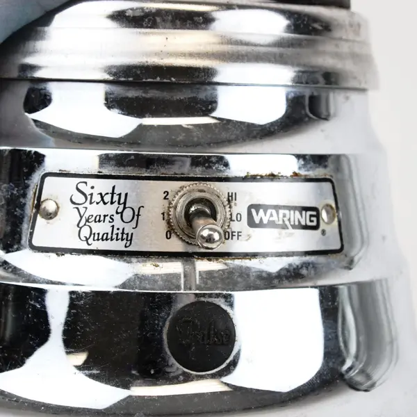 Waring 38BL47 Countertop Blender 40 oz Glass Jar Chrome Base 2-Speed