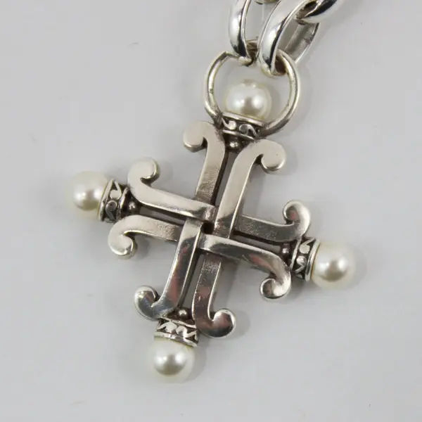 Brighton Silver-Tone Cross Charm Bracelet Faux Pearl Accents 8 in