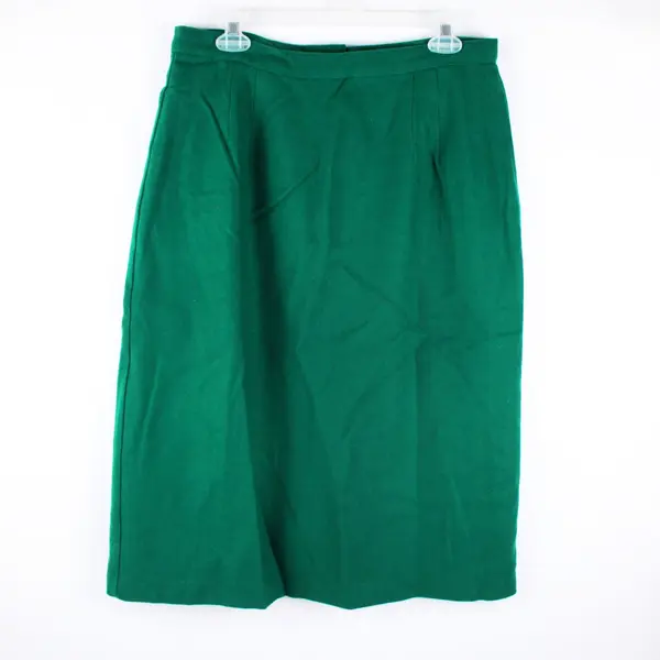 Briggs New York Women's Green Knee-Length Skirt Size 12