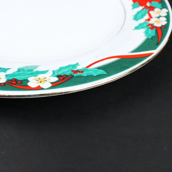 Tienshan Fine China Deck the Halls Christmas Salad Plate