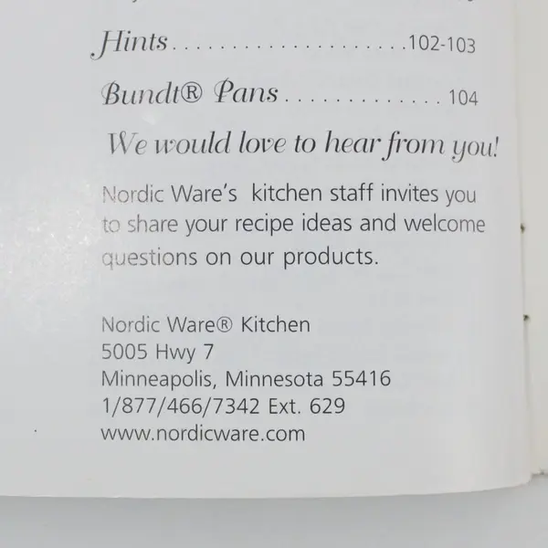 Nordic Ware Bundt Cookbook 2004 Paperback