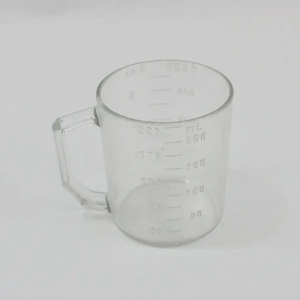Lot of 2 Cambro 25MCCW135 Clear Plastic Measuring Cups