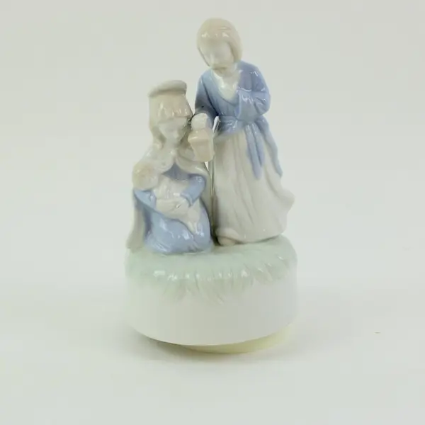 Porcelain Nativity Silent Night Music Box Mother Holding Baby Jesus & Father 