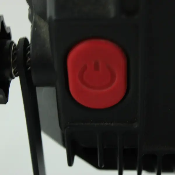 Tested Braun 1500-Lumen Rechargeable LED Work Light Stand