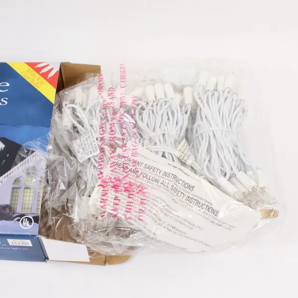 Holiday Time Twinkling Icicle-Style Lights 150 Count Clear