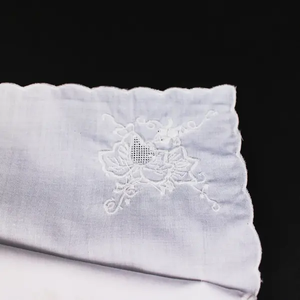 Linen Cocktail Napkins Set of 6 White Madeira Embroidery Scalloped Edge