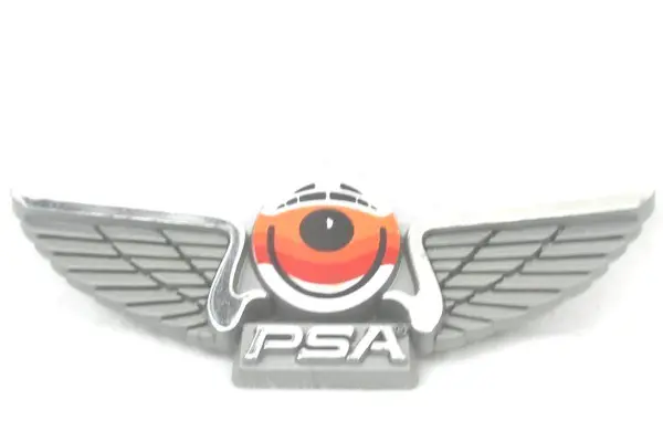Stoffel Seals PSA Pacific Southwest Airlines Plastic Wings Pin Good