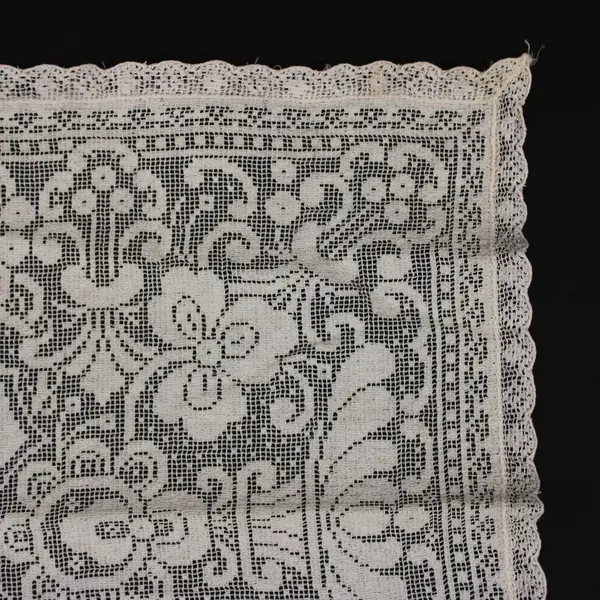 Lot of 2 Antique Lace Linen Table Napkins White Floral Edge