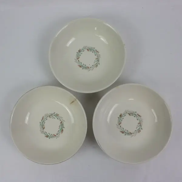 Taylor Smith & Taylor Fortune Floral Wreath Bowl Set of 3
