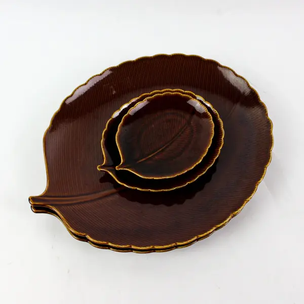 4 Pc Brown Leaf Serving Platter Set 