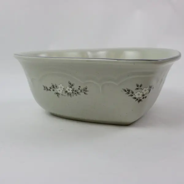 Pfaltzgraff Tea Rose Heart Shaped Stoneware Serving Bowl