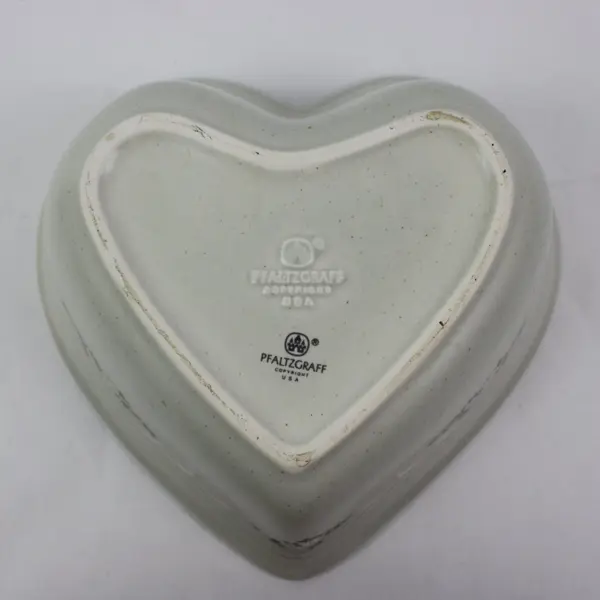 Pfaltzgraff Tea Rose Heart Shaped Stoneware Serving Bowl