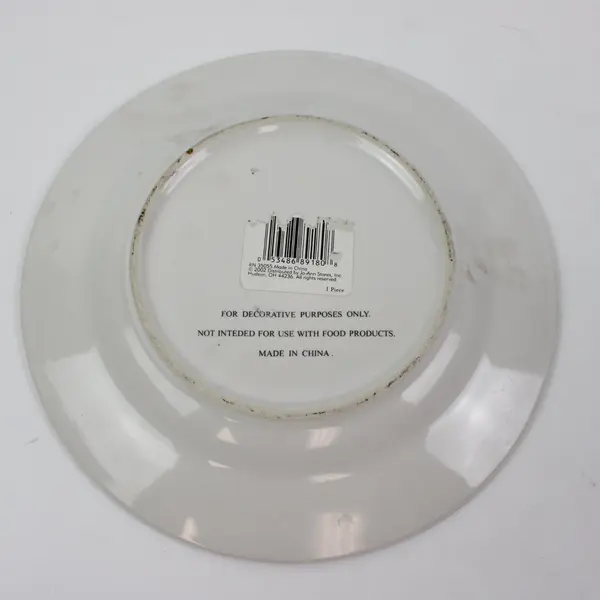 Jo-Ann Stores Winter Sledding Children Seasonal Decorative Plate