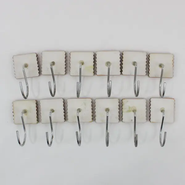 Set of 12 Rectangular Brown Ribbed Resin Shower Curtain Hooks