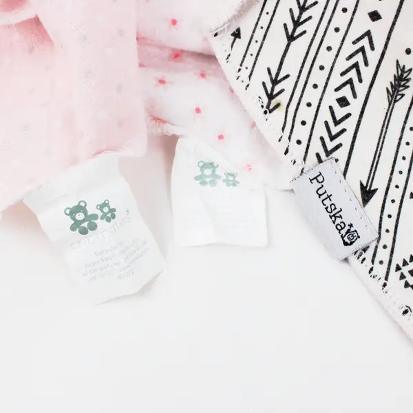 Lot of 3: 2 Cribmates Receiving Blankets & Putska Bib