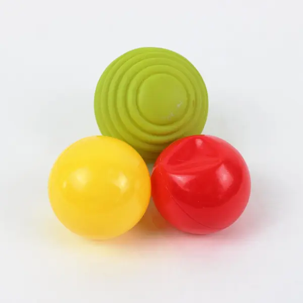 Little Tikes Lot of 3 Soft Plastic Toddler Balls Red Yellow Green Indoor Outdoor