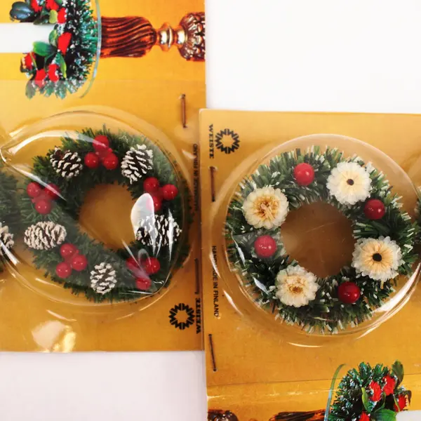 Weiste Christmas Candle Rings Set of 4 Handmade in Finland Pinecones Berries