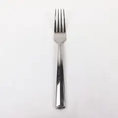World Tableware Norwich 18/8 Stainless Dinner Fork 8 in Extra Heavy 979 7502