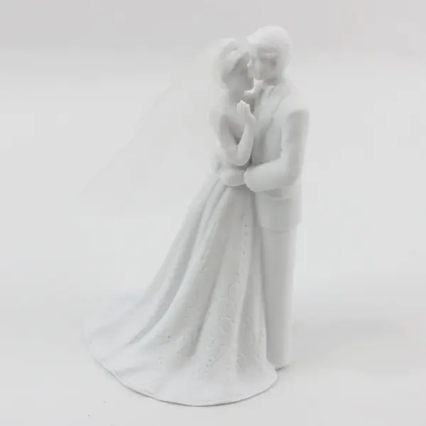 2003 Roman, Inc Lace Illusions 6.5” Cake Topper: Bridge & Groom 46517