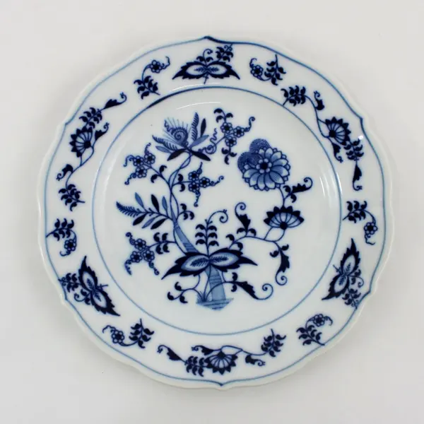 Blue Danube Blue Onion Pattern 7 Inch Bread Plate