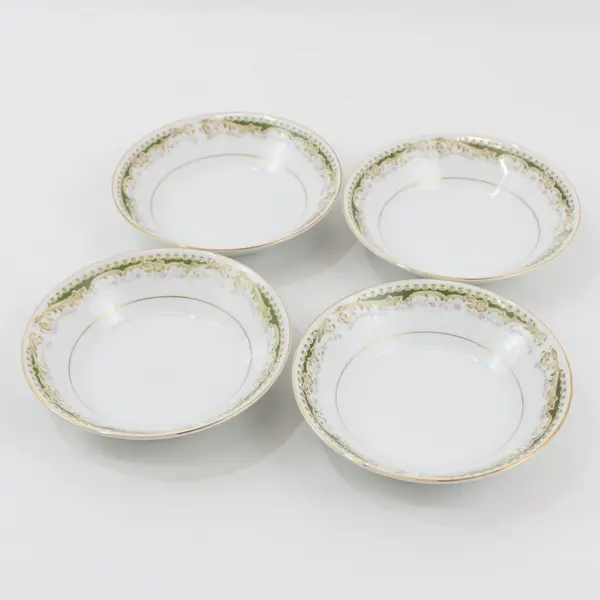 Set of 4 Signature Collection Queen Anne Berry Bowls 5.5in Gold Floral Trim