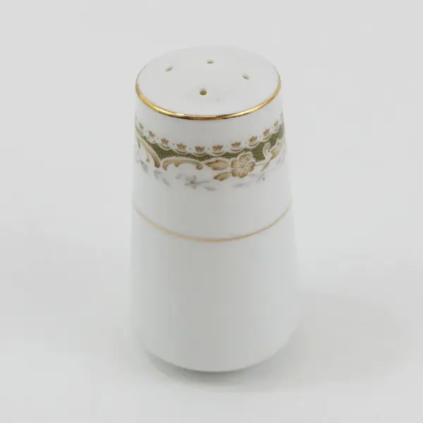 Signature Queen Anne Salt & Pepper Shaker Set Pre-Owned