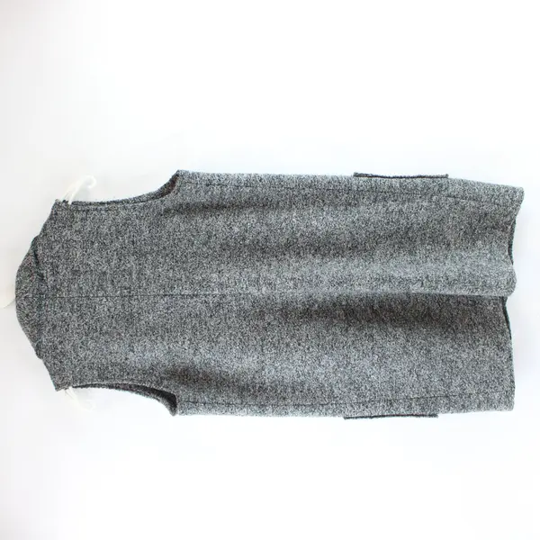 Tahari Women's Small Black White Melange Wool Blend Knit Sweater Vest