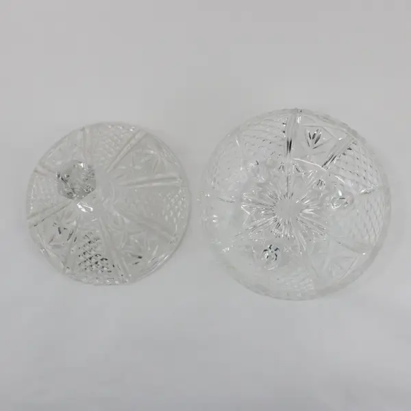 Heavy 3 footed Diamond Cut Crystal Lidded Candy Nut Dish With Hexagonal Finial
