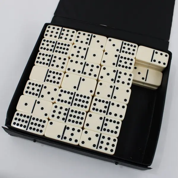 Pressman Double 12 Dominoes Set 91 Tiles in Black Vinyl Snap Case