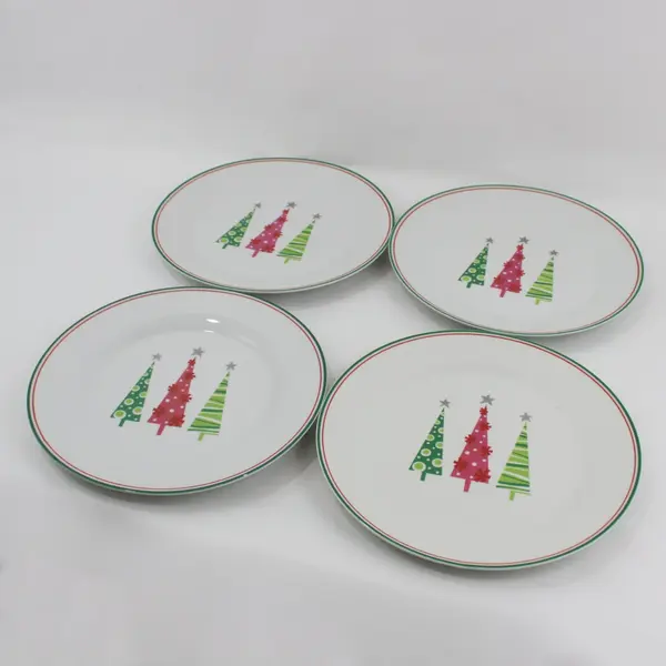Set of 4 FSG Holiday Christmas Tree Pattern Dinner Plates