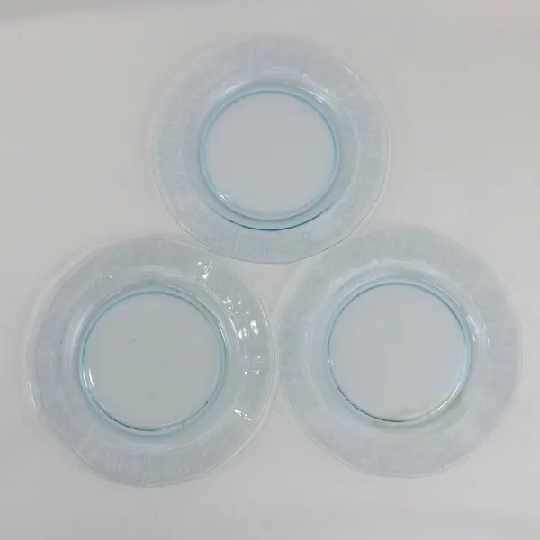 Set of 3 Fostoria Versailles Blue Glass Luncheon Plates  8.75 Inch