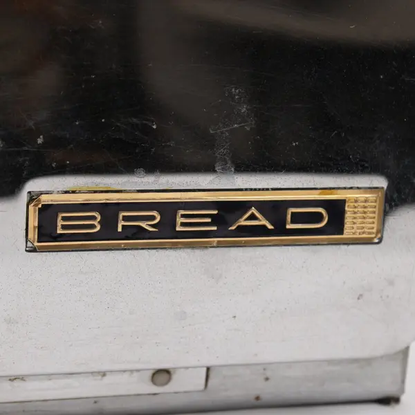 Beauty Box Retro Two-Tone Black Chrome Bread Box