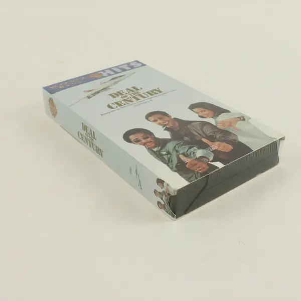 Deal of the Century VHS Movie 1998, #15882 Chevy Chase/Sigourney Weaver, Sealed 