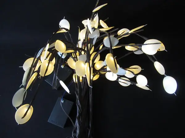 Lot of Light Up Decor Branches For Vases Tall Flat White Petals Battery Operated