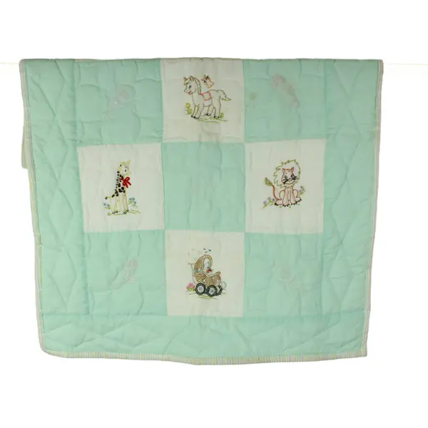 Vintage Embroidered Animal Baby Quilt 34 x 42 in FLAWED