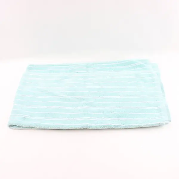 Lot of 4 Bath Towels Blue Gray Beige Mixed Colors