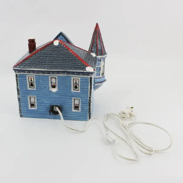 1989 Yuletide Hamlet Pointed Bay Villa Christmas Village House #744 