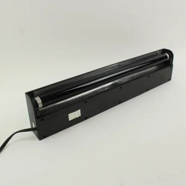 GE Under Cabinet Light Panel With Blacklight Bulb