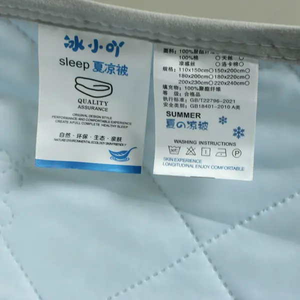 Bing Xiao Ya Polyester Twin Coverlet Blue Gray Clover Pattern Bedspread