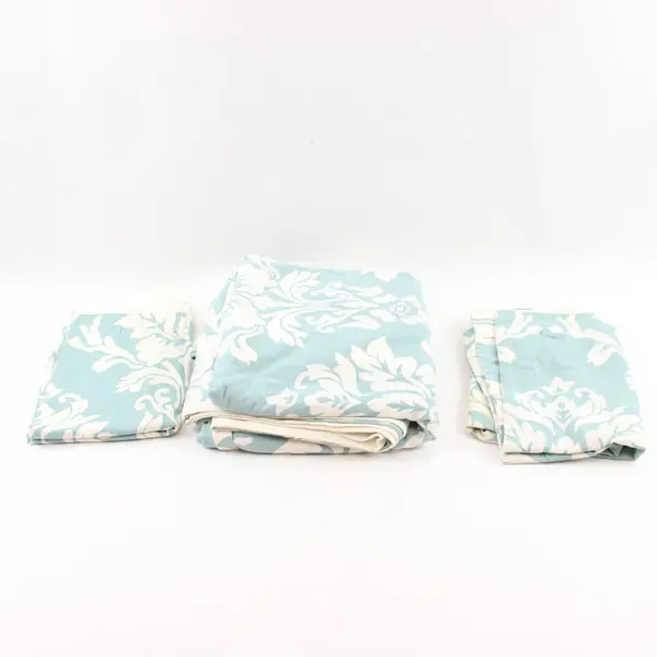 White Blue Floral Stripe Reversible Queen Duvet Cover Set