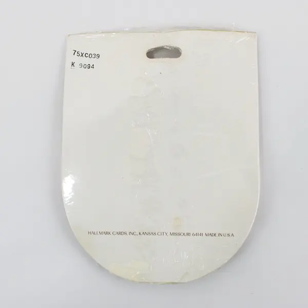 16 Vintage Hallmark Santa Paper Coasters 3.25 in 75xC039