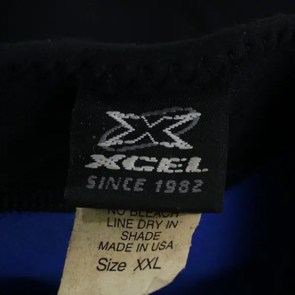 Xcel Men's XXL Black Blue Short-Sleeve Wetsuit Top FLAWED