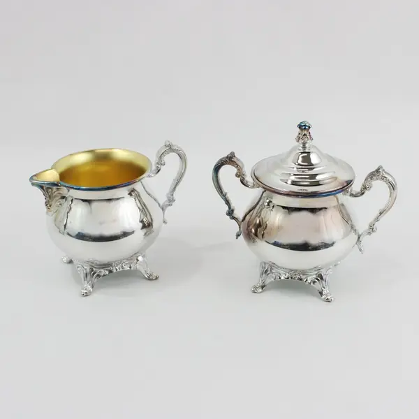 Oneida Royal Provincial 4-Piece Silver Plate Coffee Service Set w/ Box