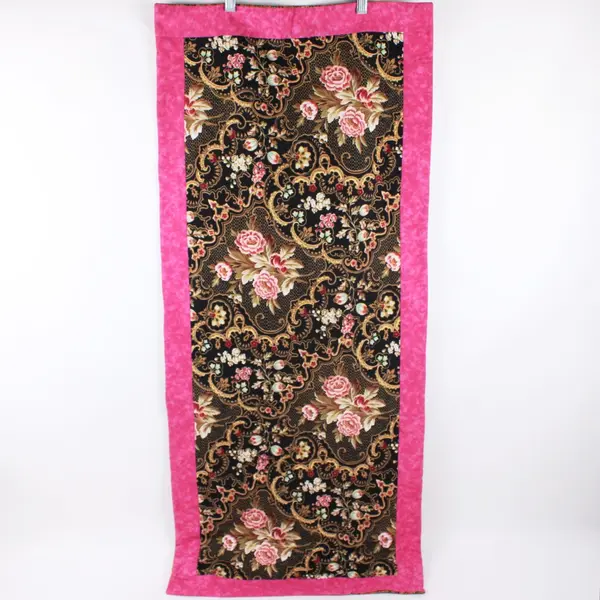 Multicolor Pink Rose Rococo-Inspired Table Runner 18 x 43 in
