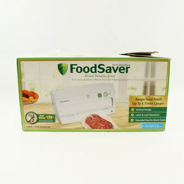 FoodSaver V3040 Plus Starter Kit Vacuum Sealer Extra Bags